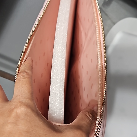 KATE SPADE NWOT♠️ LAPTOP CASE - Picture 5 of 7